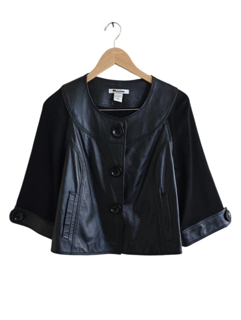 VTG Nygard Collection 100% Leather & Fabric Large Button Retro Jacket. Medium